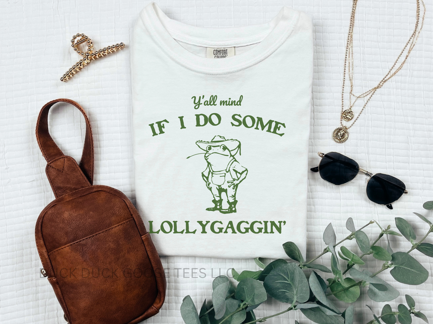 Y'ALL MIND IF I DO SOME LOLLYGAGGIN? - FROG IN OVERALLS & HAT